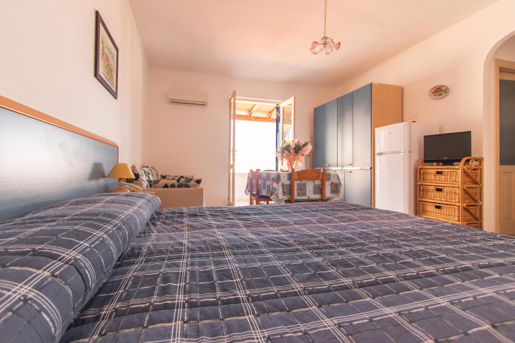 Hotel Residence La Villetta Canneto  Rum bild